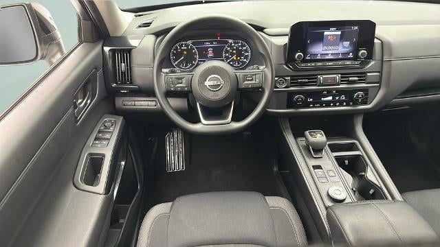 2024 Nissan Pathfinder S