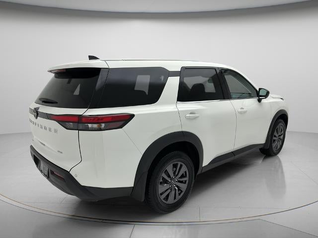2024 Nissan Pathfinder S