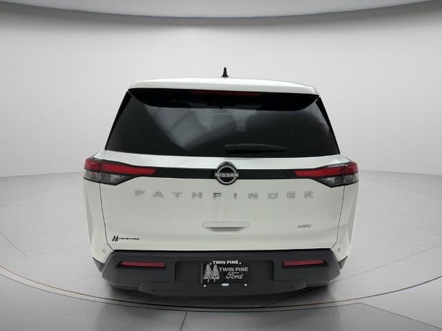 2024 Nissan Pathfinder S