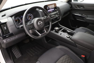 2024 Nissan Pathfinder S