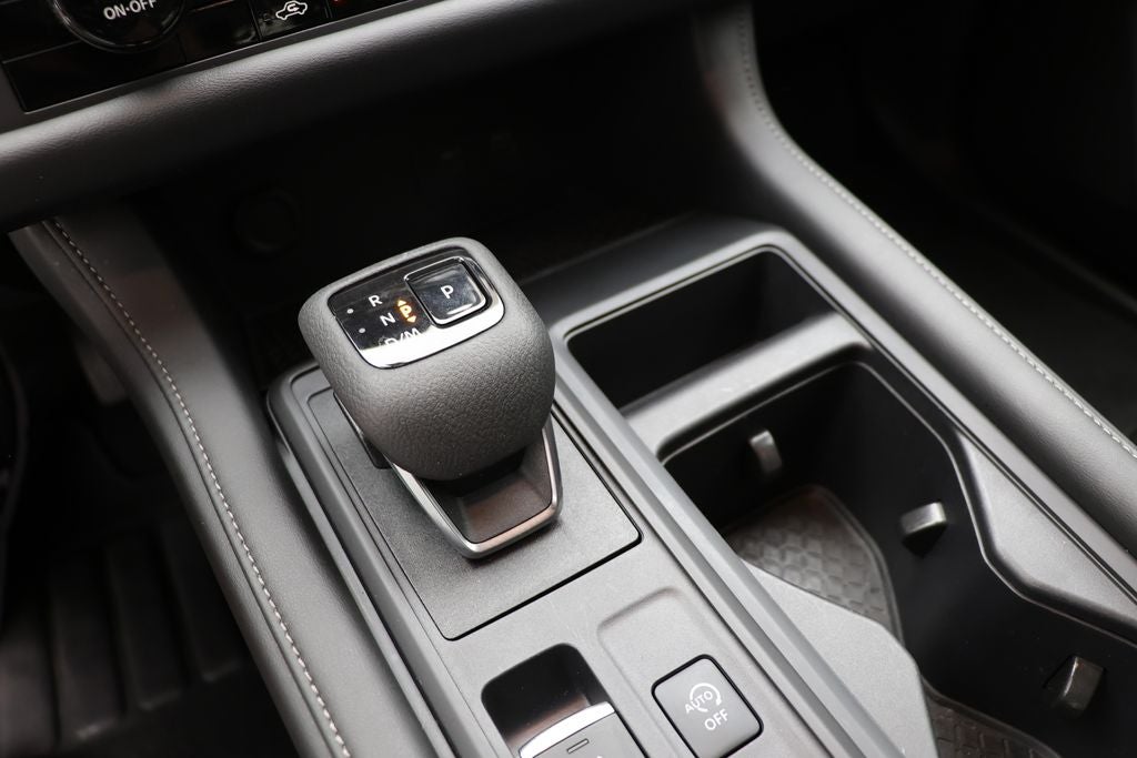 2024 Nissan Pathfinder S