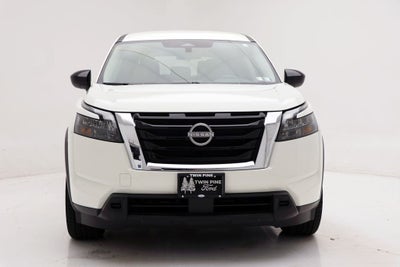 2024 Nissan Pathfinder S