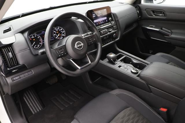 2024 Nissan Pathfinder S