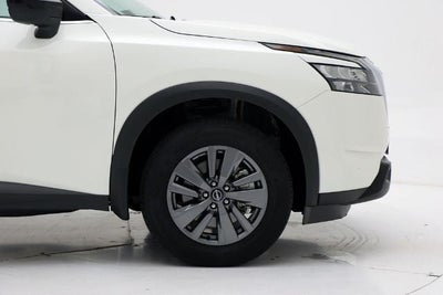 2024 Nissan Pathfinder S