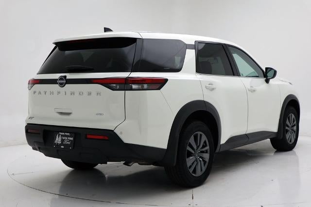 2024 Nissan Pathfinder S