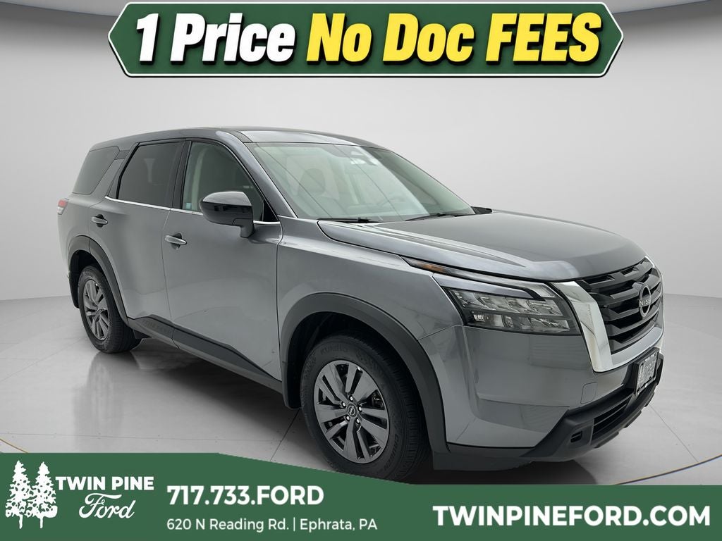 2024 Nissan Pathfinder S