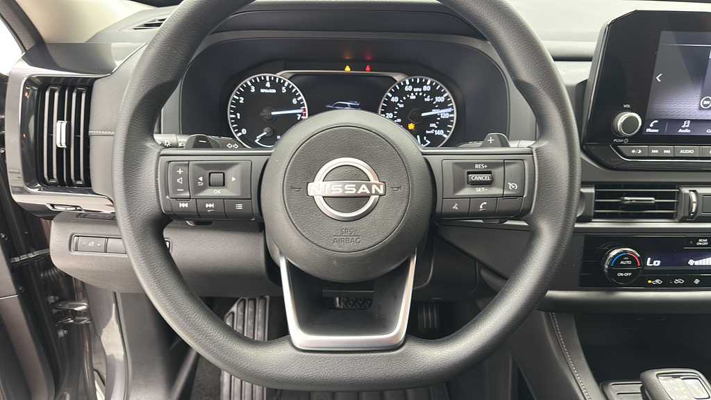 2024 Nissan Pathfinder S