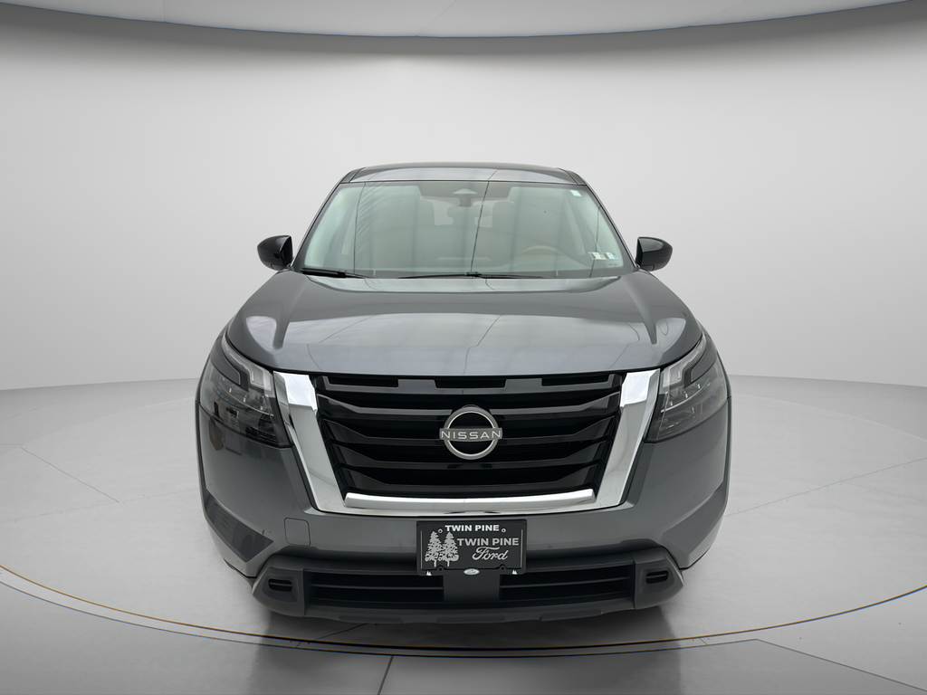 2024 Nissan Pathfinder S