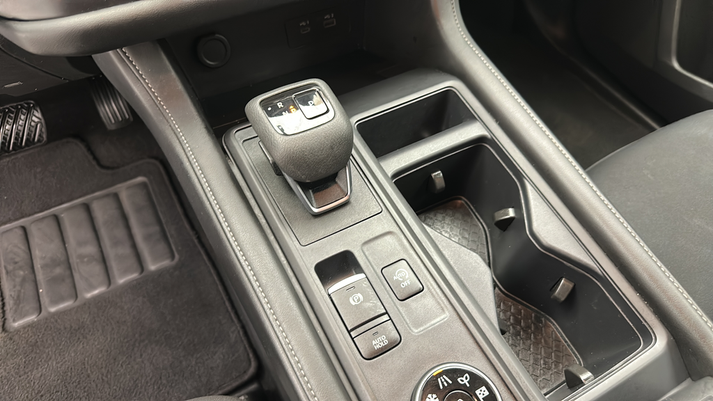 2024 Nissan Pathfinder S