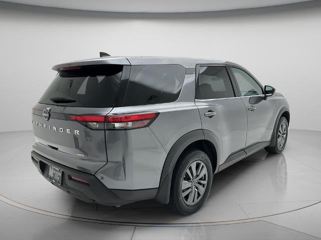 2024 Nissan Pathfinder S