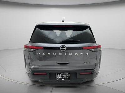 2024 Nissan Pathfinder S