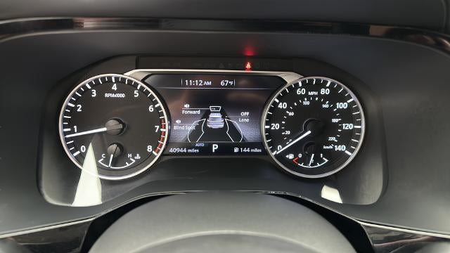 2024 Nissan Pathfinder SV
