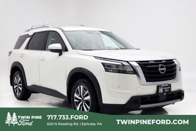 2024 Nissan Pathfinder SL