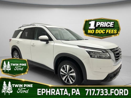 2024 Nissan Pathfinder SL