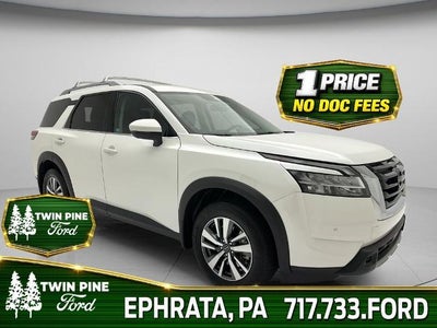 2024 Nissan Pathfinder SL