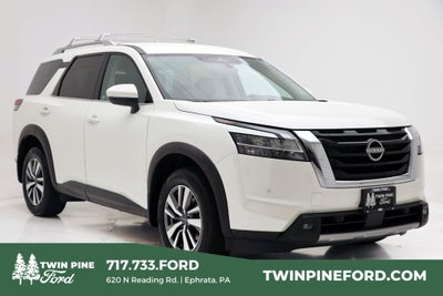 2024 Nissan Pathfinder SL