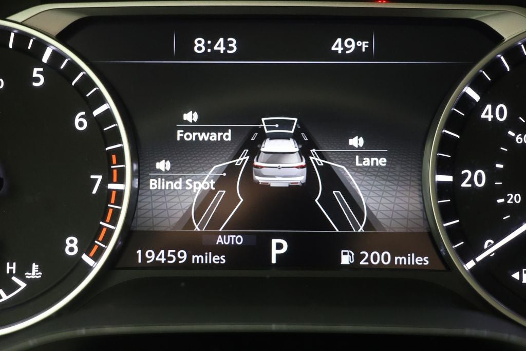 2024 Nissan Pathfinder SL