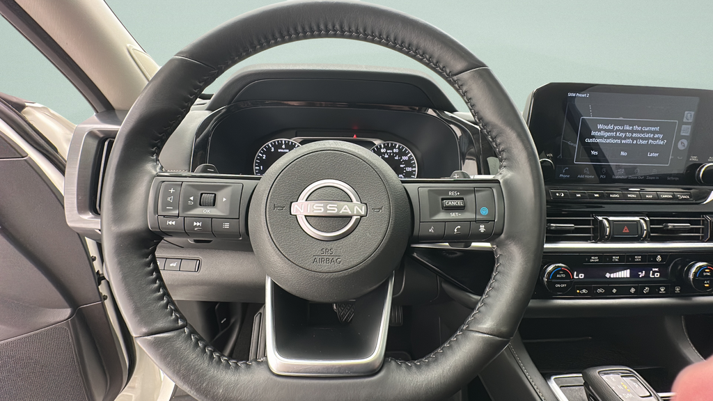 2024 Nissan Pathfinder SL