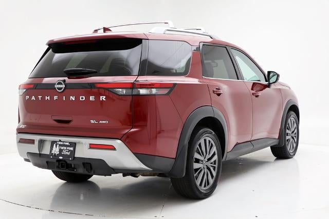 2022 Nissan Pathfinder SL