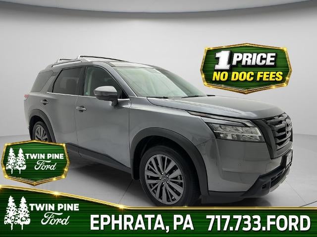 2024 Nissan Pathfinder SL