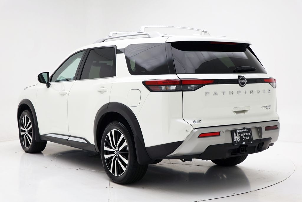 2023 Nissan Pathfinder Platinum