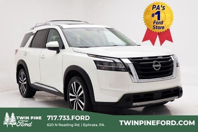 2023 Nissan Pathfinder Platinum