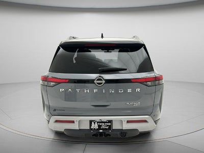 2024 Nissan Pathfinder Platinum