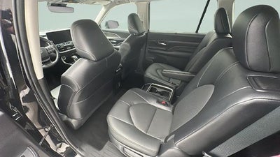 2025 Toyota Grand Highlander XLE