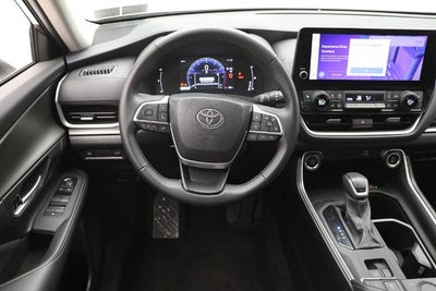 2025 Toyota Grand Highlander Base