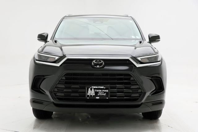 2025 Toyota Grand Highlander Base