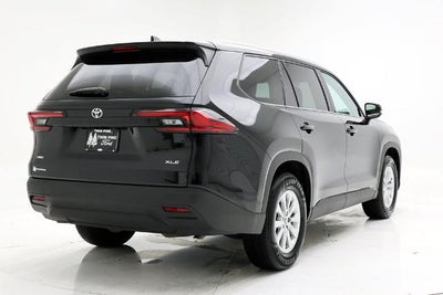 2025 Toyota Grand Highlander Base