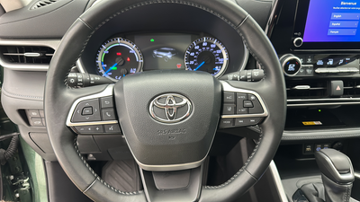 2024 Toyota Highlander Hybrid XLE