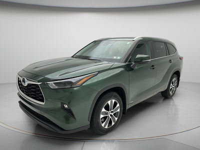 2024 Toyota Highlander Hybrid XLE