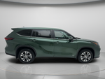 2024 Toyota Highlander Hybrid XLE