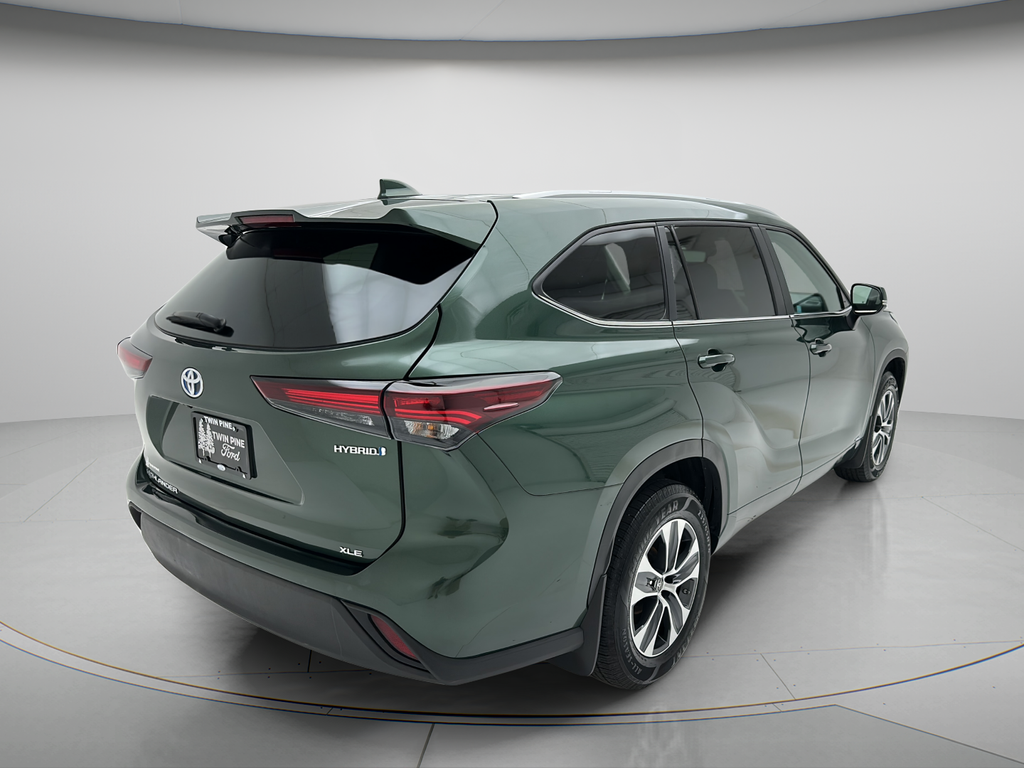 2024 Toyota Highlander Hybrid XLE