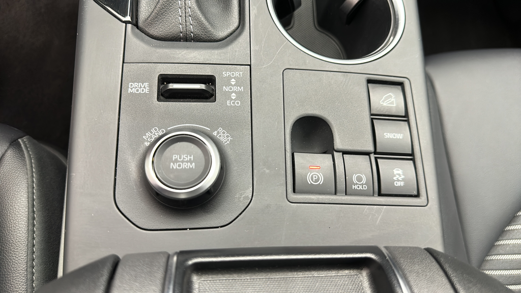 2025 Toyota Highlander Base