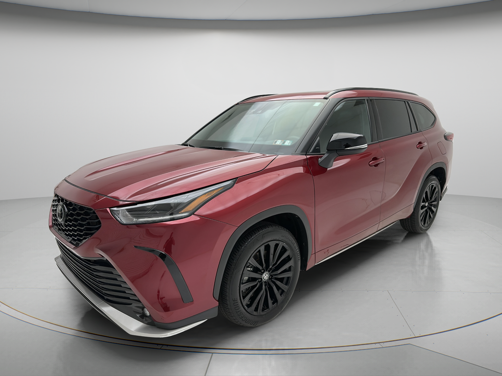 2025 Toyota Highlander Base