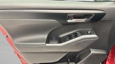 2025 Toyota Highlander Base