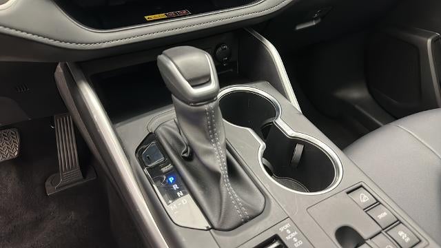 2025 Toyota Highlander Base