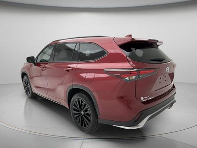 2025 Toyota Highlander Base