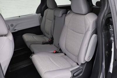 2025 Toyota Sienna LE 8 Passenger