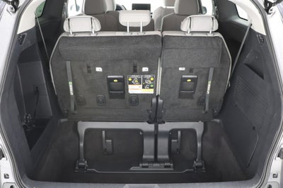 2025 Toyota Sienna LE 8 Passenger
