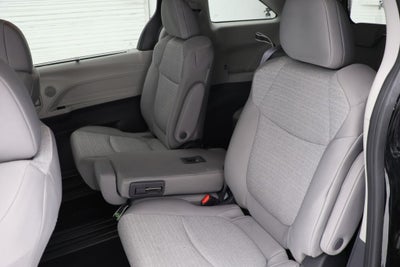 2024 Toyota Sienna LE 8 Passenger