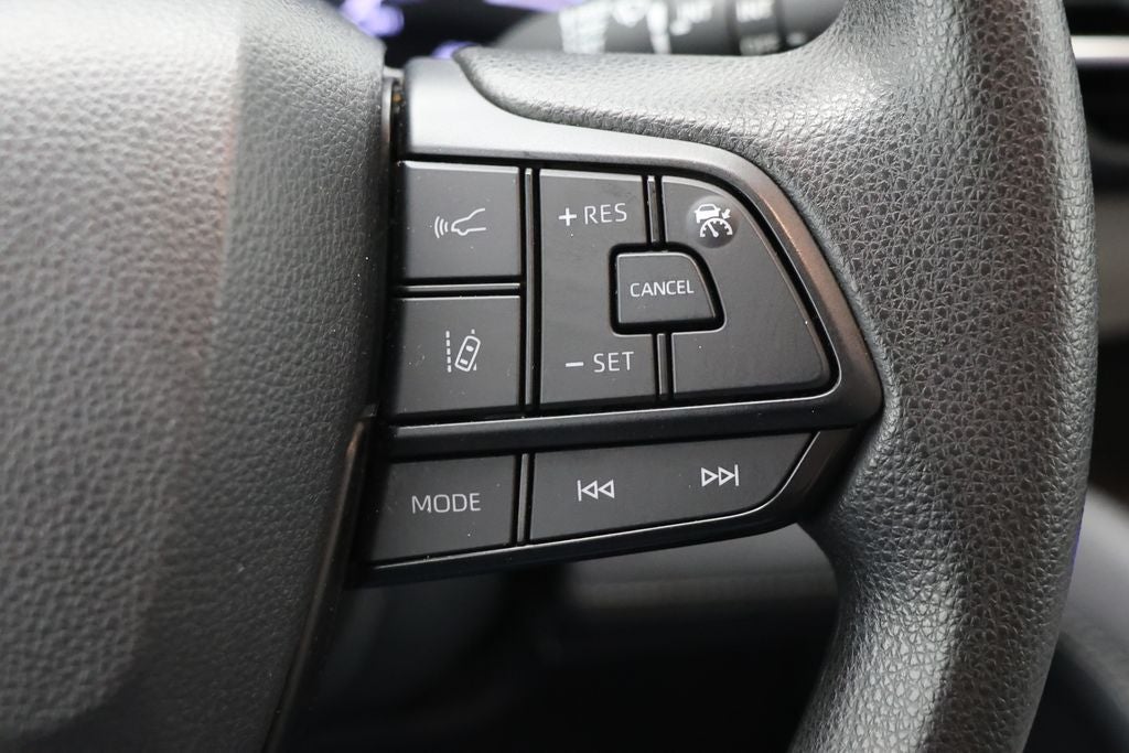 2024 Toyota Sienna LE 8 Passenger