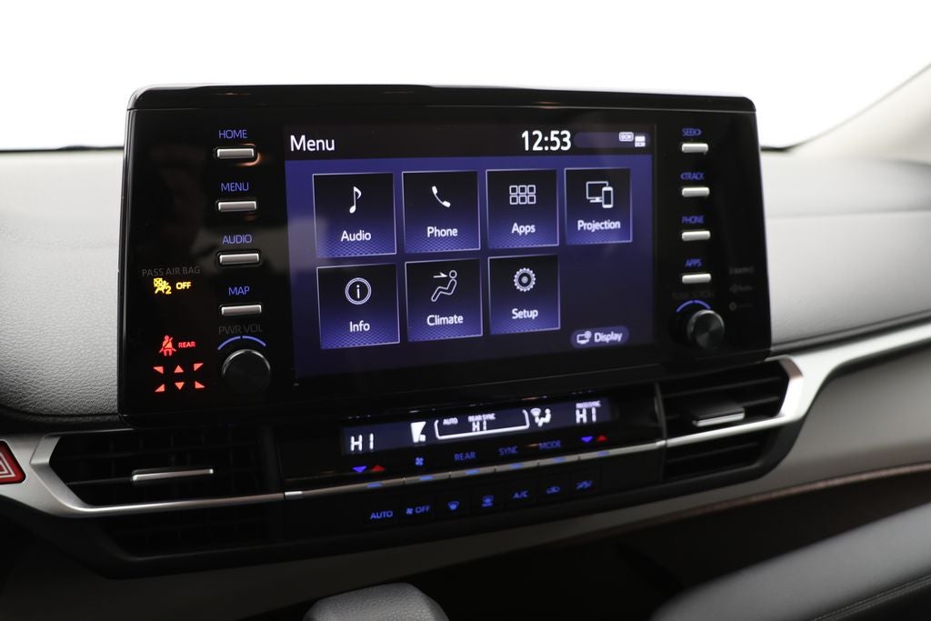 2024 Toyota Sienna LE 8 Passenger