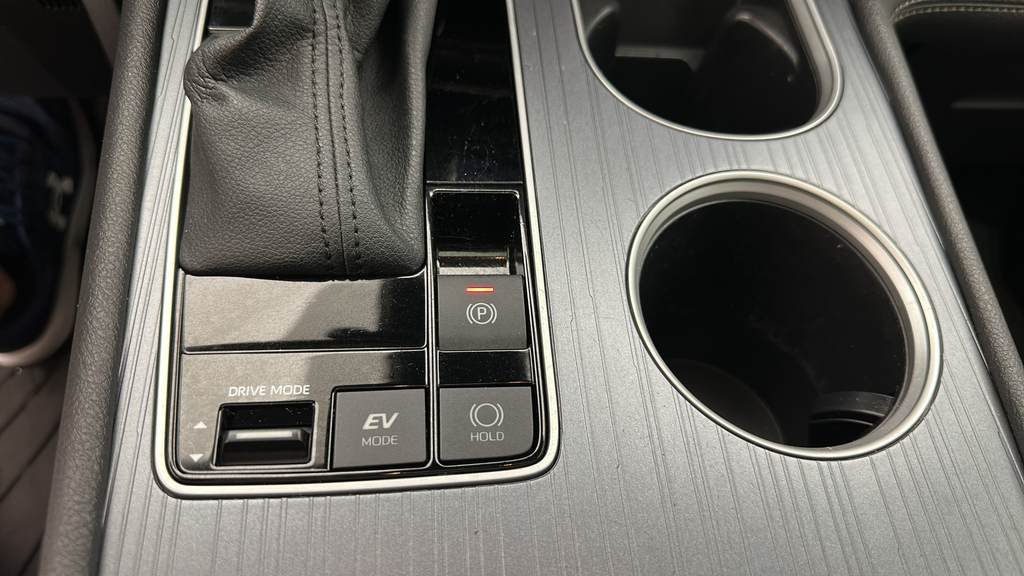 2025 Toyota Sienna XLE 8 Passenger