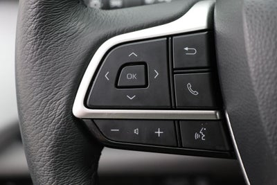 2025 Toyota Sienna XLE 8 Passenger