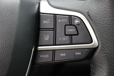 2025 Toyota Sienna XLE 8 Passenger