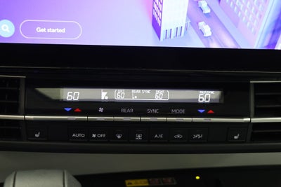 2025 Toyota Sienna XLE 8 Passenger