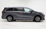 2025 Toyota Sienna XLE 8 Passenger